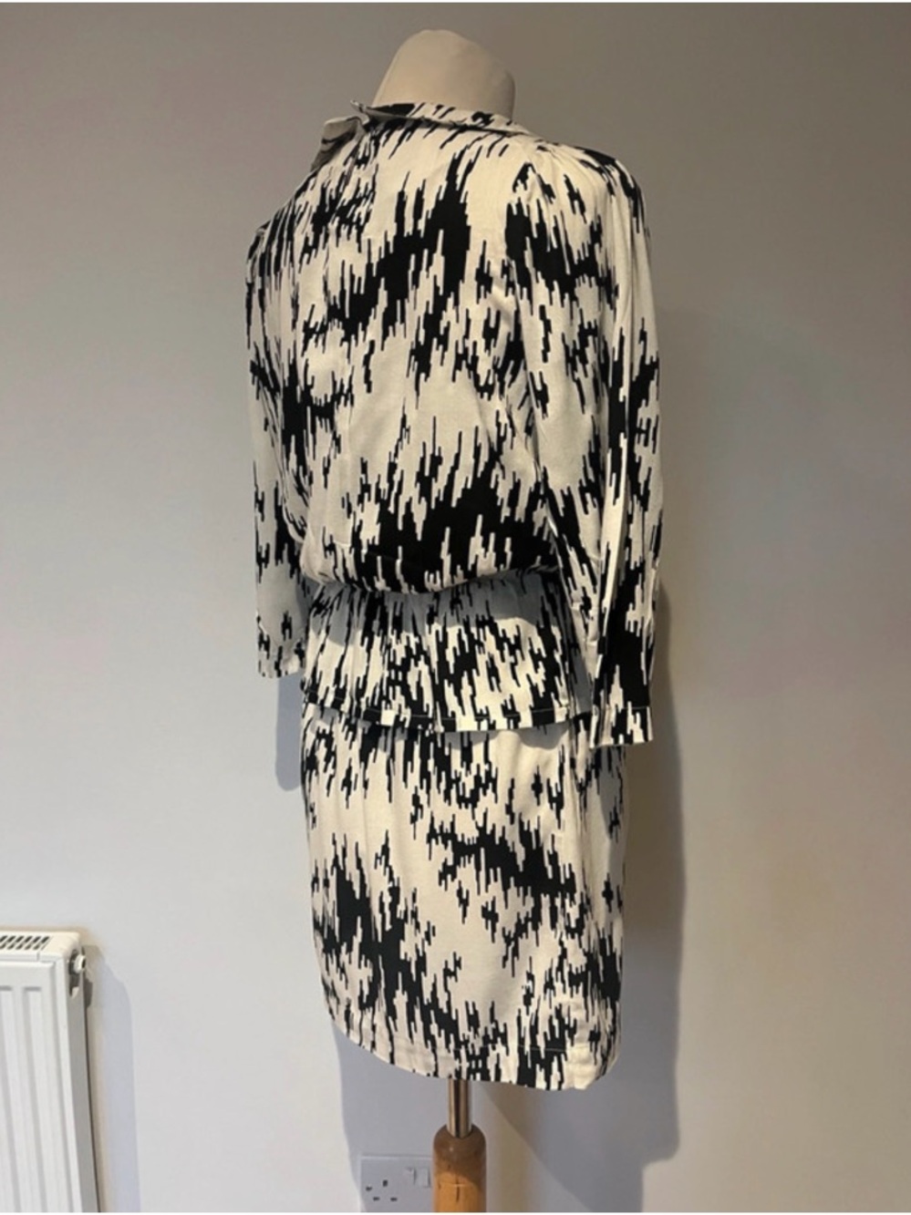 Ganni Black and White Abstract Print Mini Dress with Peter Collar - Picture 5 of 8